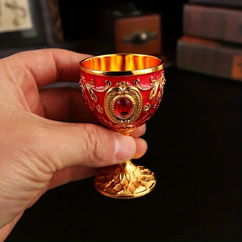 Vintage Holy Grail Medieval Goblet Hand Engraved Metal Wine Glass European Style Home Bar Drinkware Dining Room and Home Decor