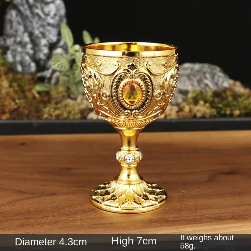 Vintage Holy Grail Medieval Goblet Hand Engraved Metal Wine Glass European Style Home Bar Drinkware Dining Room and Home Decor