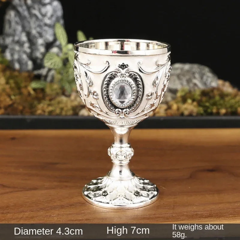 Vintage Holy Grail Medieval Goblet Hand Engraved Metal Wine Glass European Style Home Bar Drinkware Dining Room and Home Decor