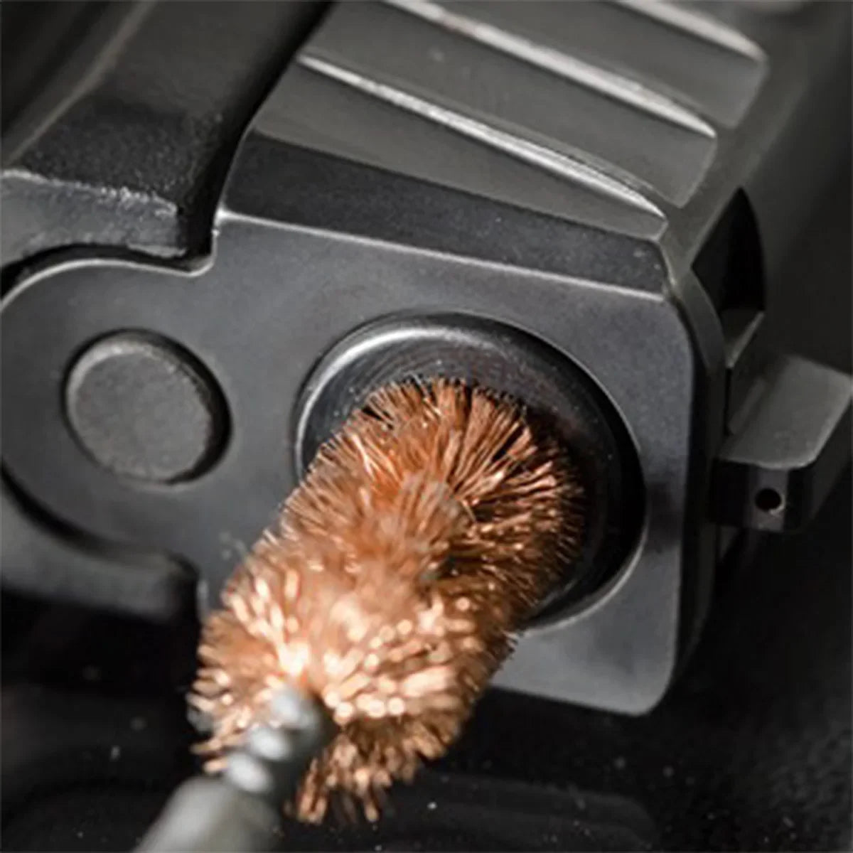 16PCS Multifunctional Pipe Dredging Nylon Brush Gun Barrel Brush Set Gun Cleaning Kit 9mm Ar15 AK 74 M16 M4 G17 19 27 1911