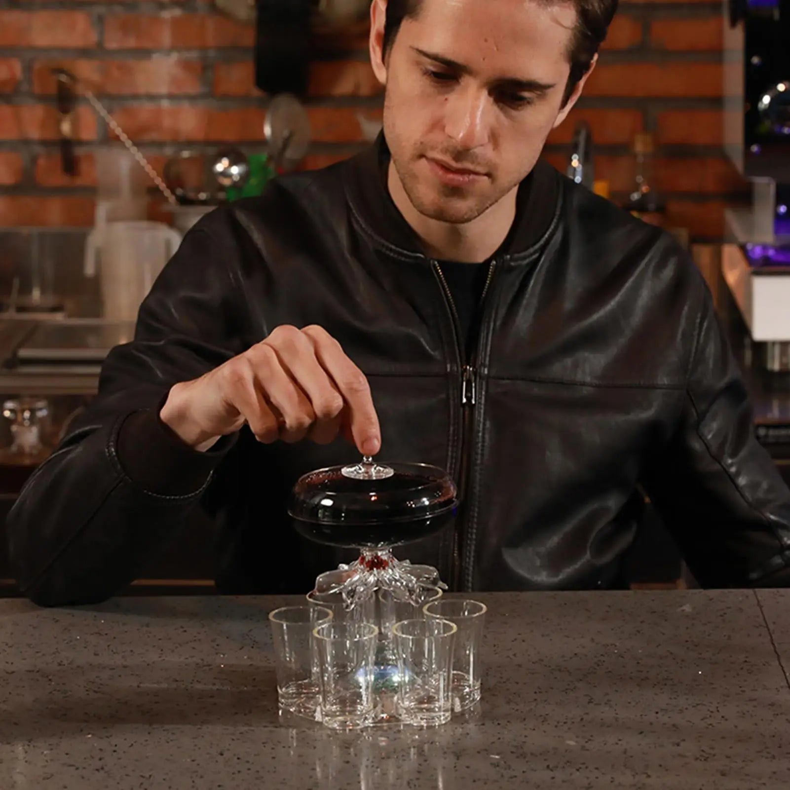 Shot Pourer Dispenser Shot Pourer Liquor Dispenser Cocktail Dispenser 6 Shots Party Drink Dispenser Shot Glass Holder Beverage